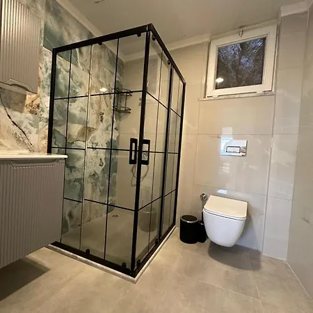 Airport Blue Eye House Ideal For Air Travellers 5 Km From Airport *