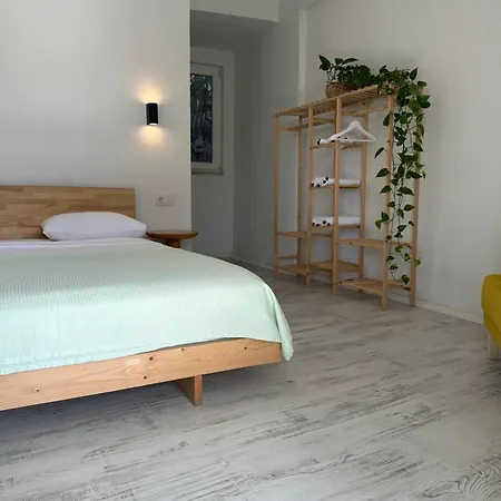 Airport Blue Eye House Ideal For Air Travellers 5 Km From Airport *