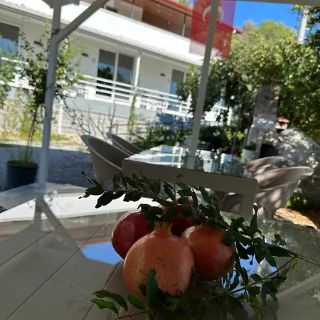 Airport Blue Eye House Ideal For Air Travellers 5 Km From Airport *
